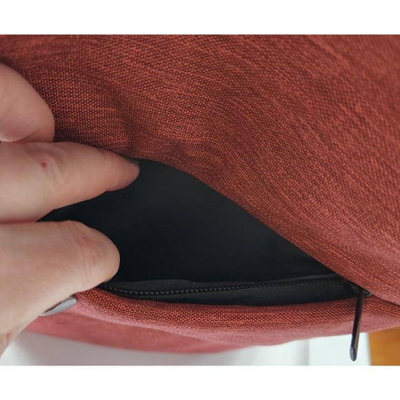 Fitkicks Latitude‎ Active Lifestyle Sling Bag Backpack Red - Picture 5 of 9